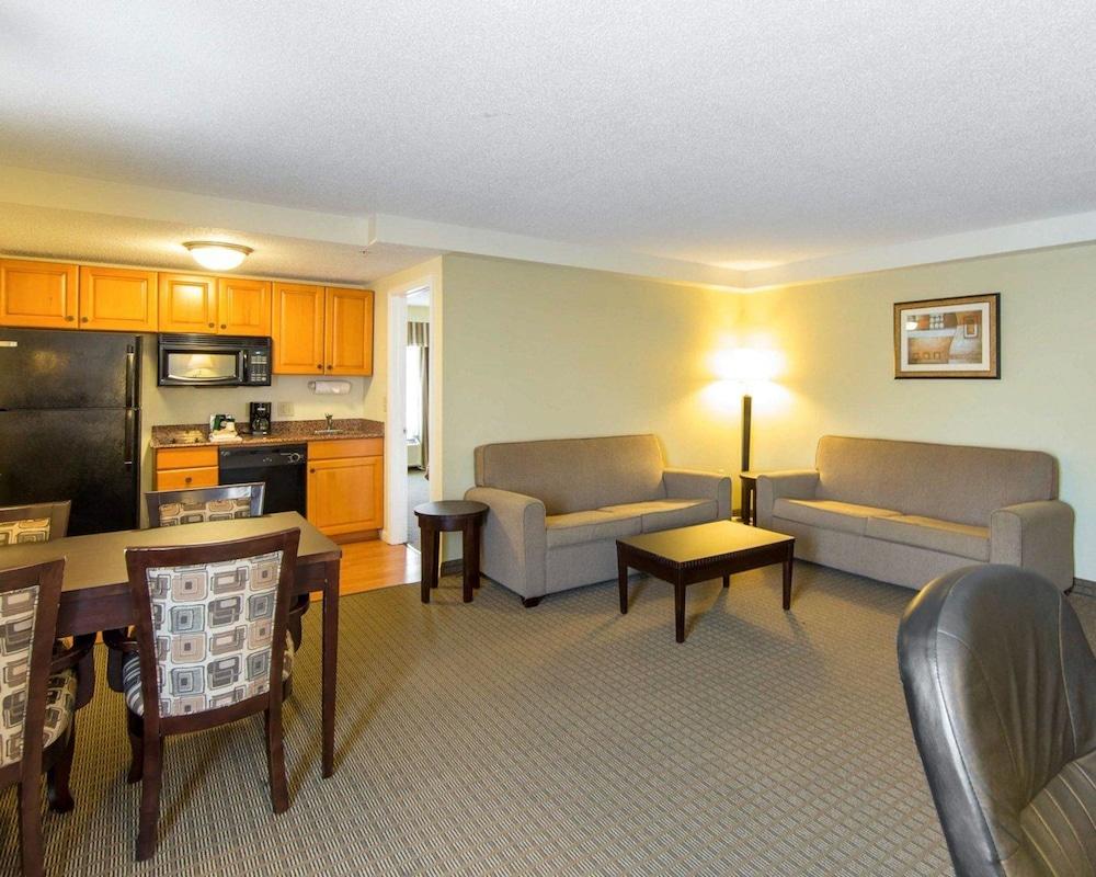 Mainstay North I-75 Hotel 3*